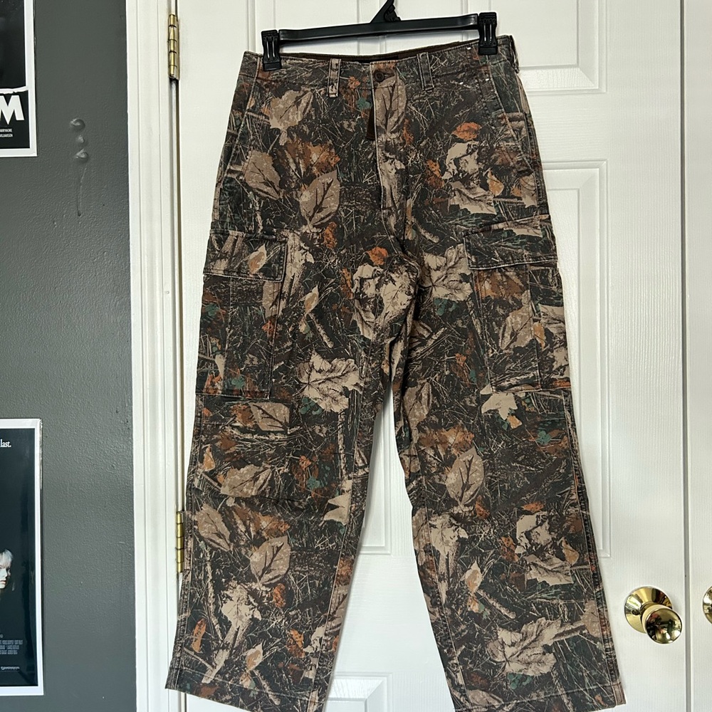 Abercrombie & Fitch Forest Print Cargo Pants